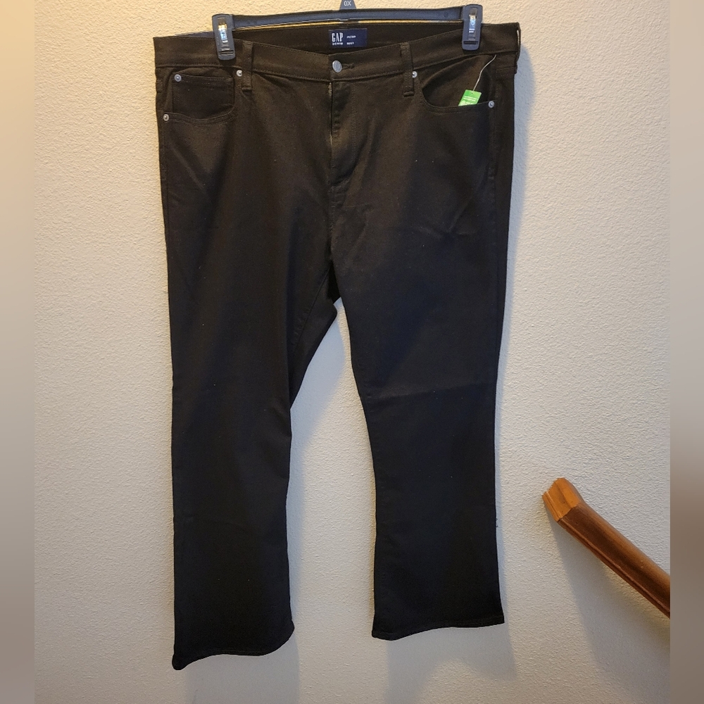 GAP Women's Boot Cut Jeans - Black
